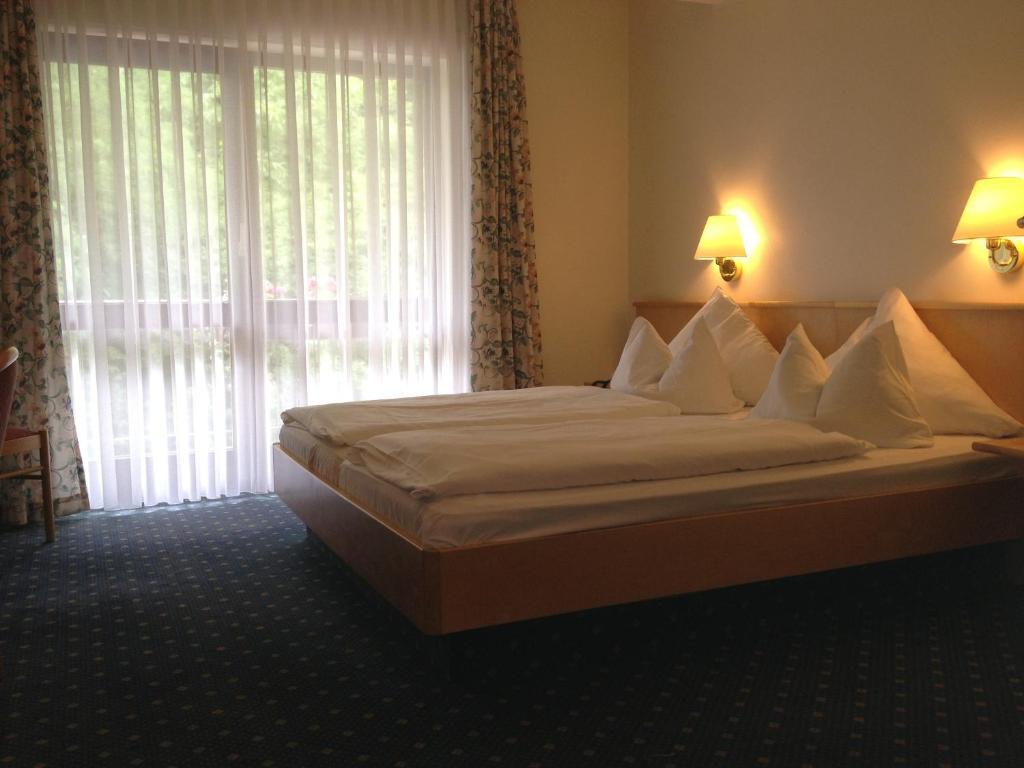 Hohenzollern Hotel Bad Neuenahr-Ahrweiler Room photo